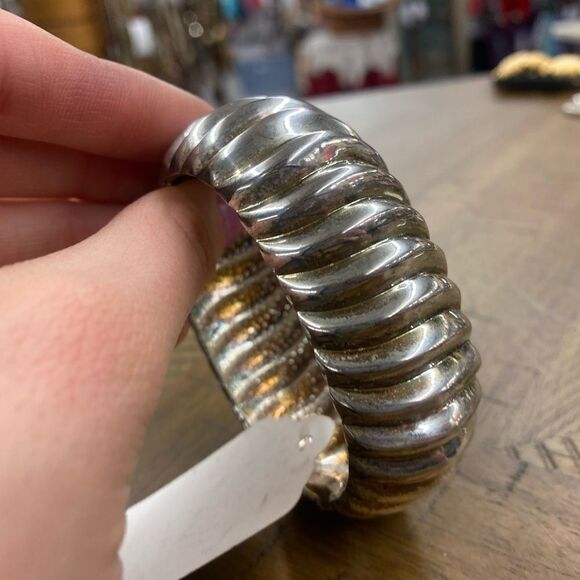 Variety Of Bracelets 6 - Picture 1 of 4
